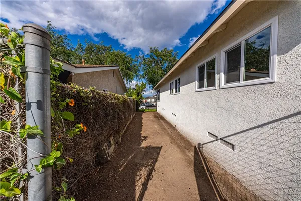 $749,900 | 946 Cedar Street, Corona, CA 92879