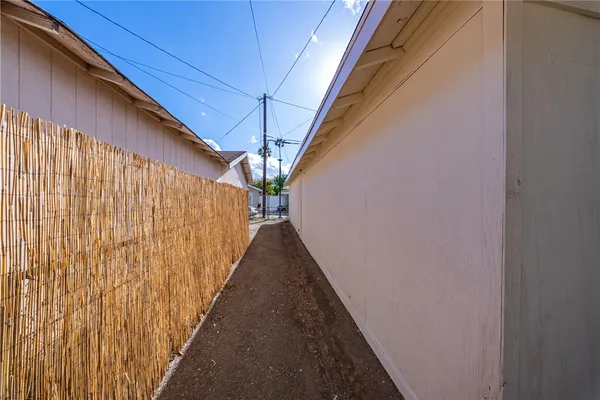 $749,900 | 946 Cedar Street, Corona, CA 92879