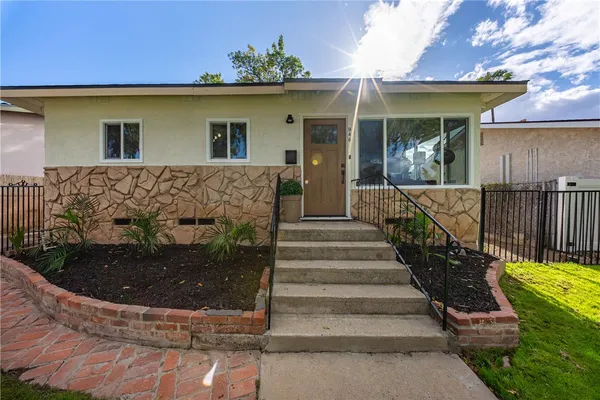 $749,900 | 946 Cedar Street, Corona, CA 92879