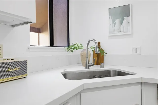 a close view of sink and tap