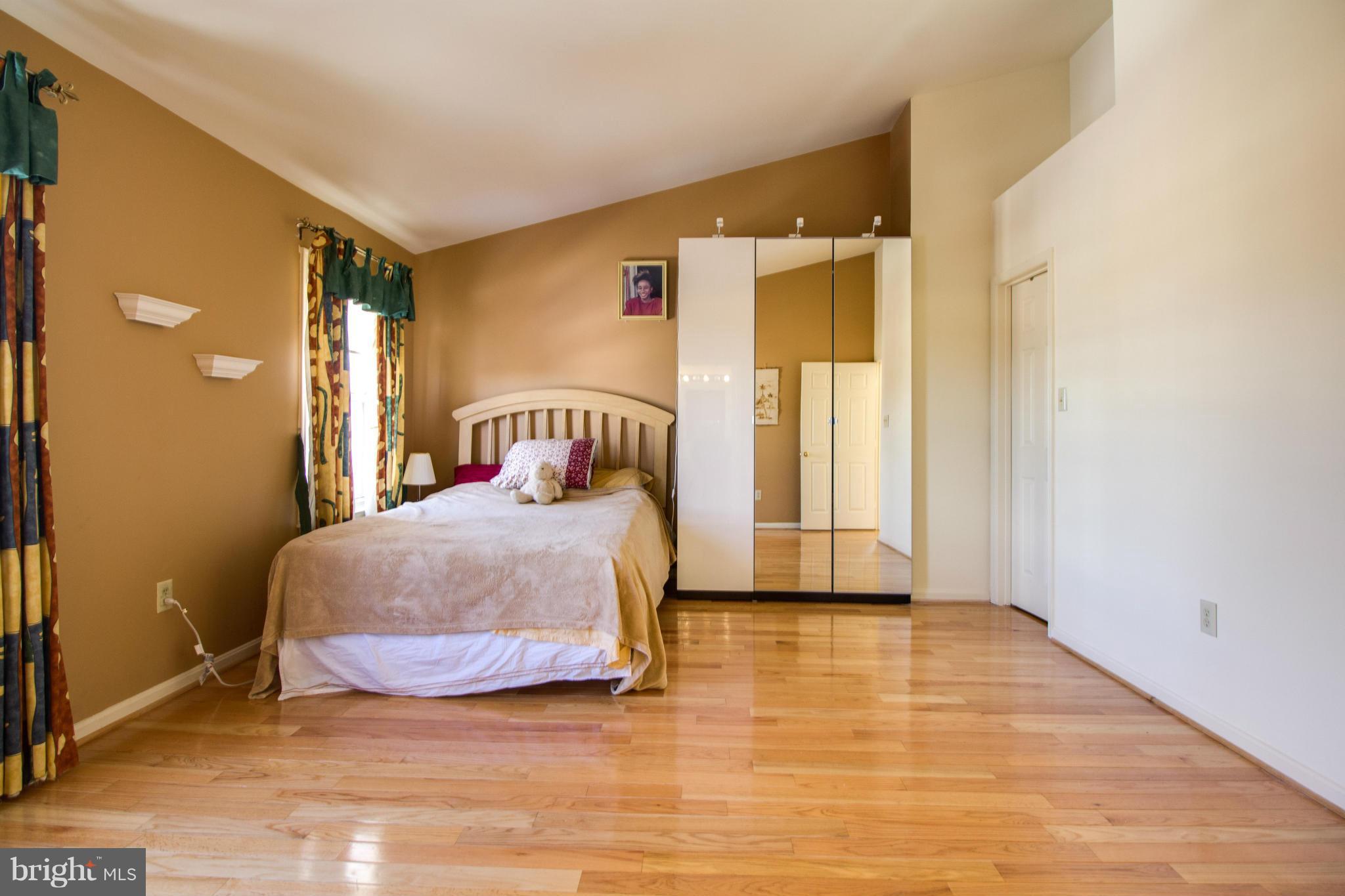2141 Elm Tree Lane Silver Spring, MD 20906 - Photo 16 of 30 Bedroom (Master)