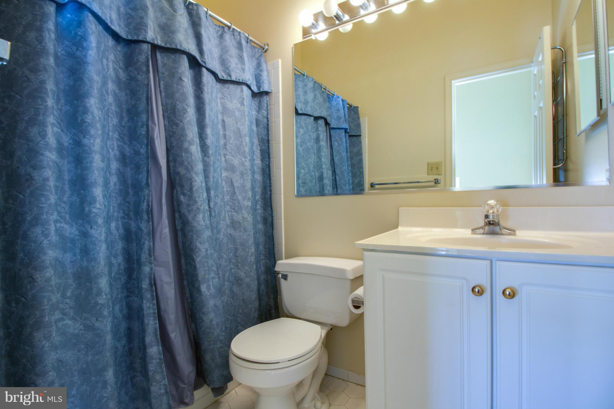 2141 Elm Tree Lane Silver Spring, MD 20906 - Photo 23 of 30 Bath