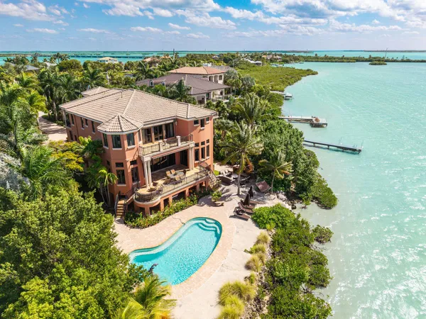 $5,750,000 | 30 Cannon Royal Drive, Key West, FL 33040