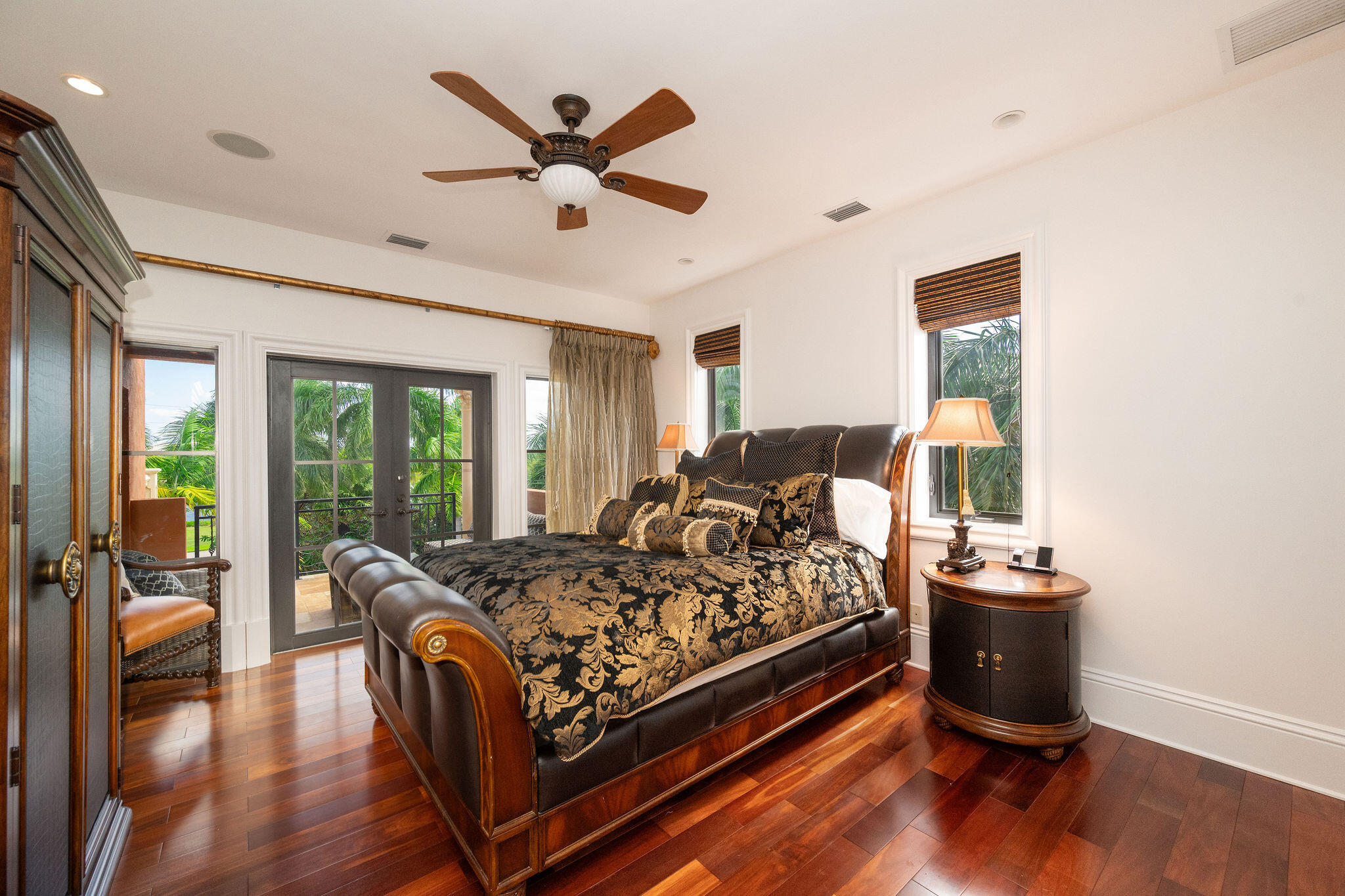 30 Cannon Royal Drive Shark Key, FL 33040 - Photo 34 of 48 2ND FLOOR EN SUITE BEDROOM 3