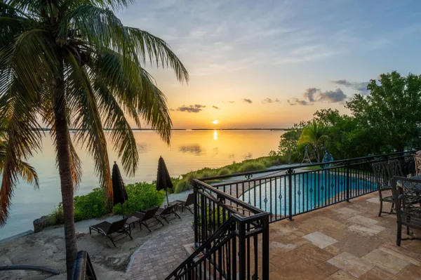 $5,750,000 | 30 Cannon Royal Drive, Key West, FL 33040