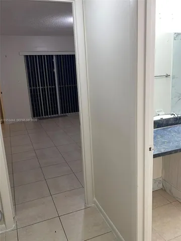 $2,400 | 5953 Northwest 25th Court, Unit 207, Sunrise, FL 33313