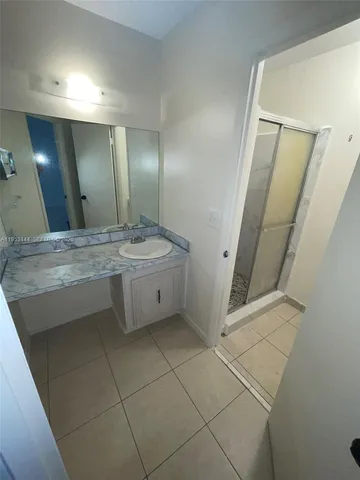 $2,400 | 5953 Northwest 25th Court, Unit 207, Sunrise, FL 33313