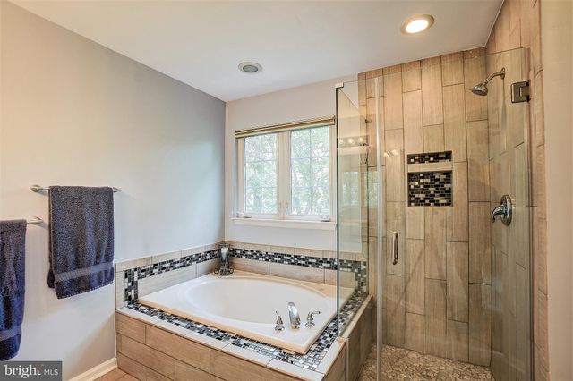 $775,000 | 4910 Gardner Drive, Alexandria, VA 22304