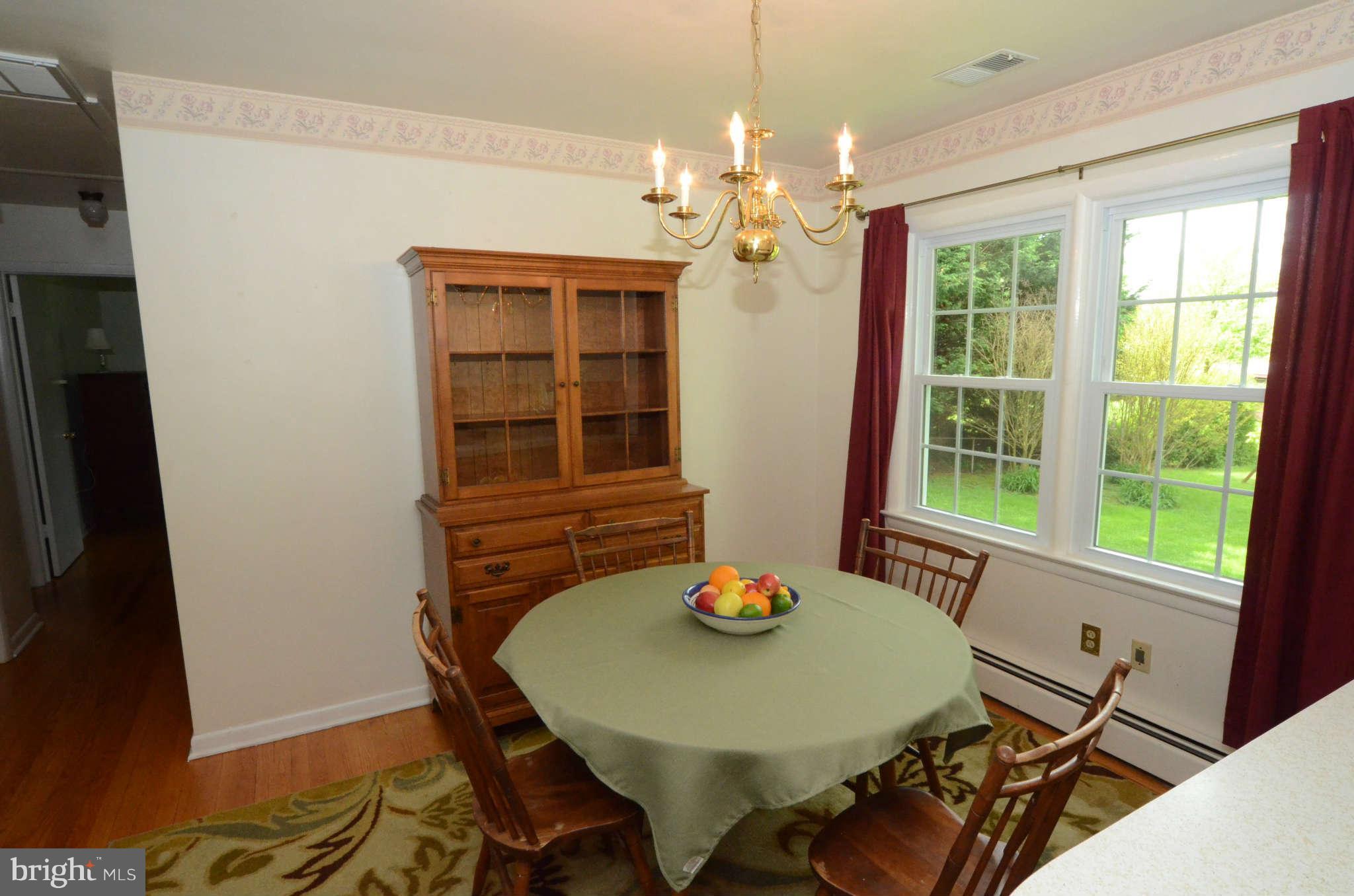 13008 Prices Distillery Road Clarksburg, MD 20871 - Photo 3 of 30 Dining Room