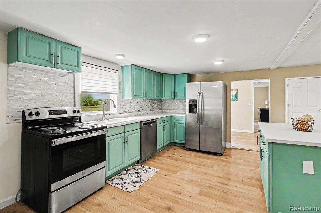 9433 East Lovejoy Road Perry, MI 48872 - Photo 9 of 29