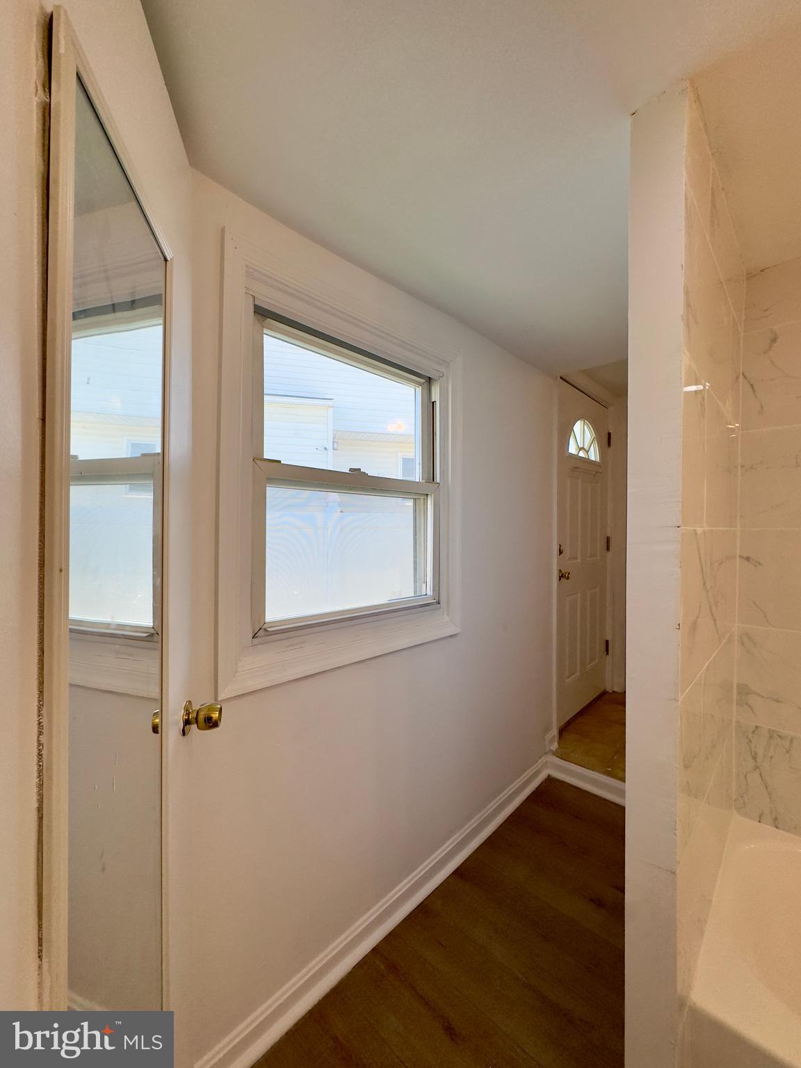 8252 Longpoint Road Baltimore, MD 21222 - Photo 14 of 16