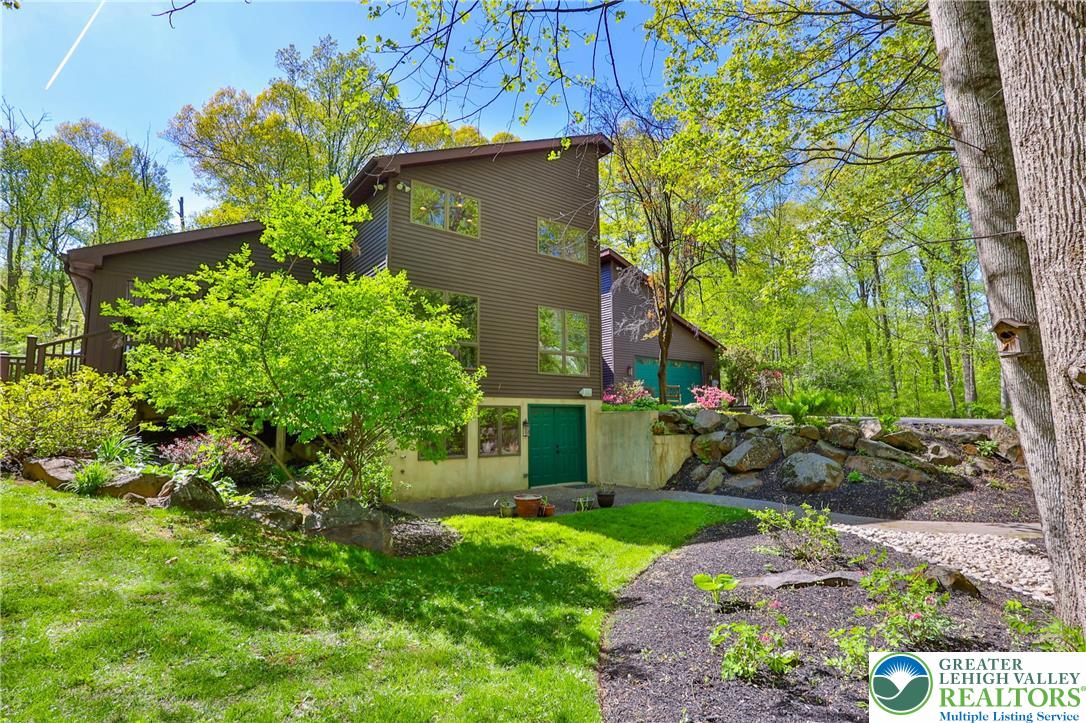 2159 Quarry Road Coopersburg, PA 18036 - Photo 66 of 79 Side view