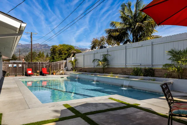 a house view with a outdoor space