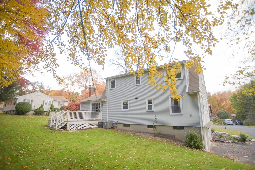 367 Gooseberry Road West Springfield, MA 01089 - Photo 6 of 30 Gallery Image 6