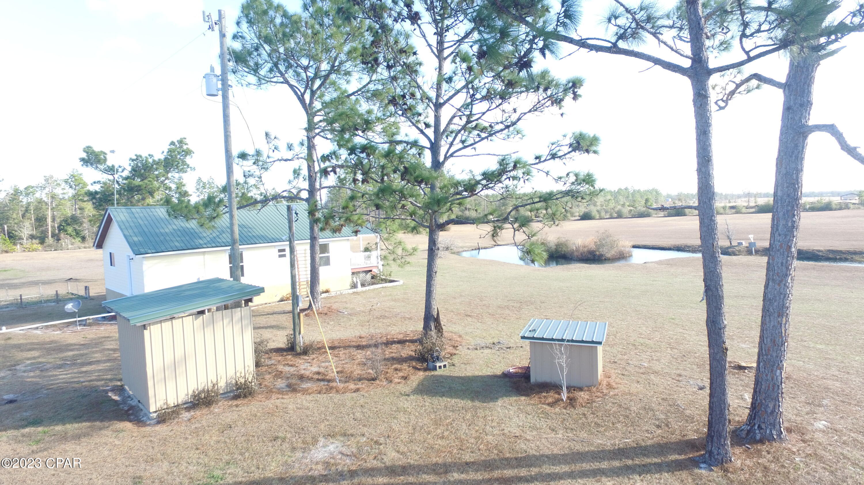23312 Lamont Road Fountain, FL 32438 - Photo 8 of 33 Gallery Image 8