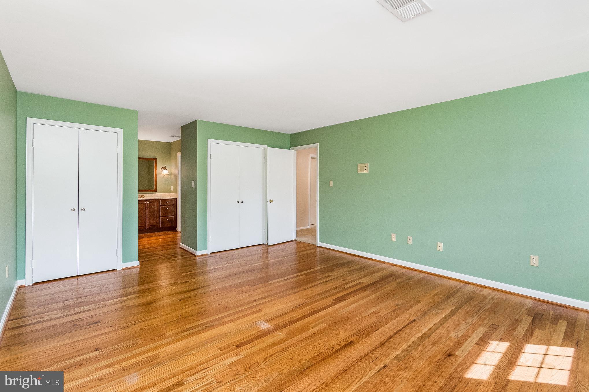 18413 Cabin Road Triangle, VA 22172 - Photo 14 of 35 Gallery Image 14
