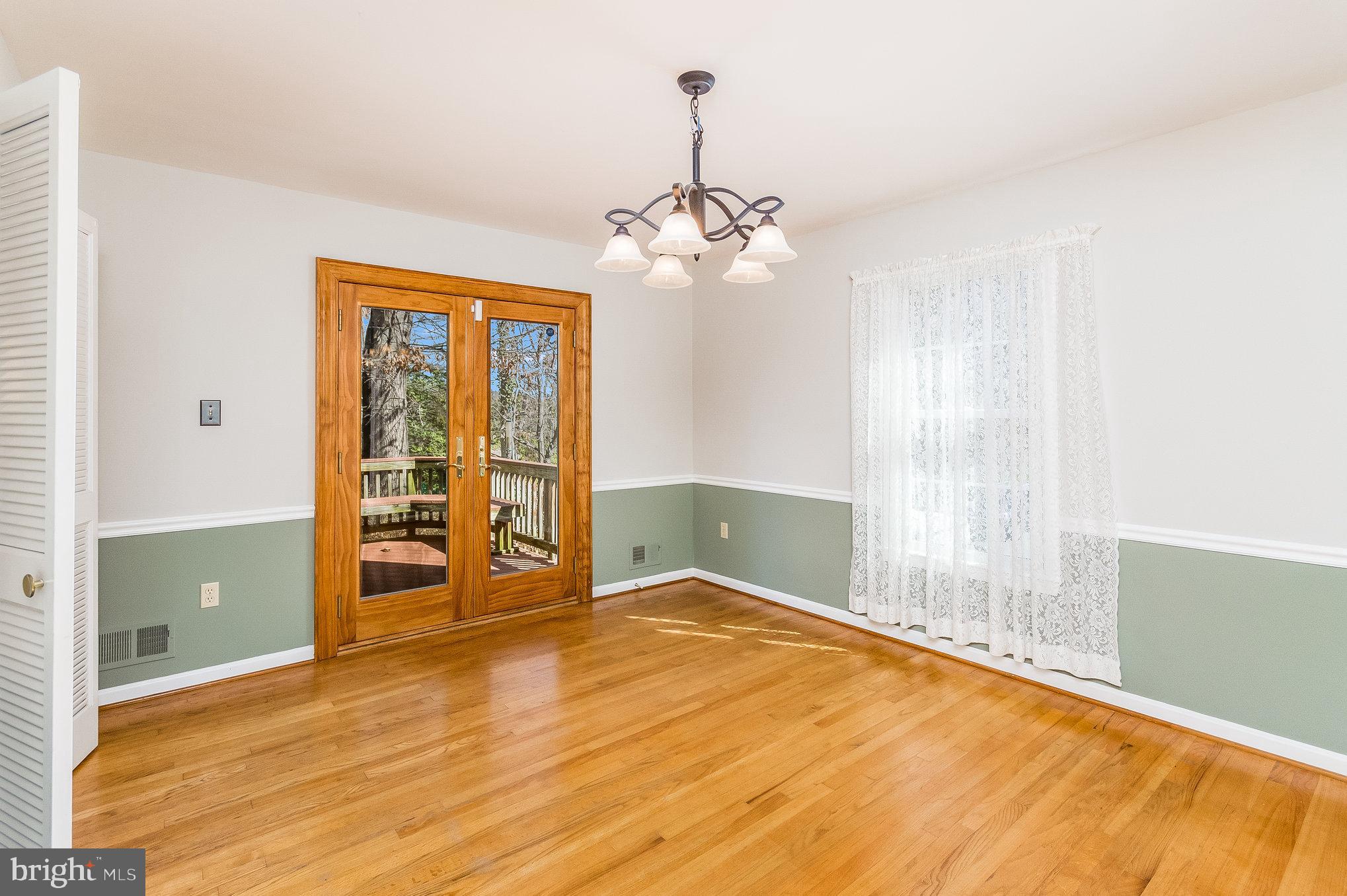 18413 Cabin Road Triangle, VA 22172 - Photo 6 of 35 Gallery Image 6