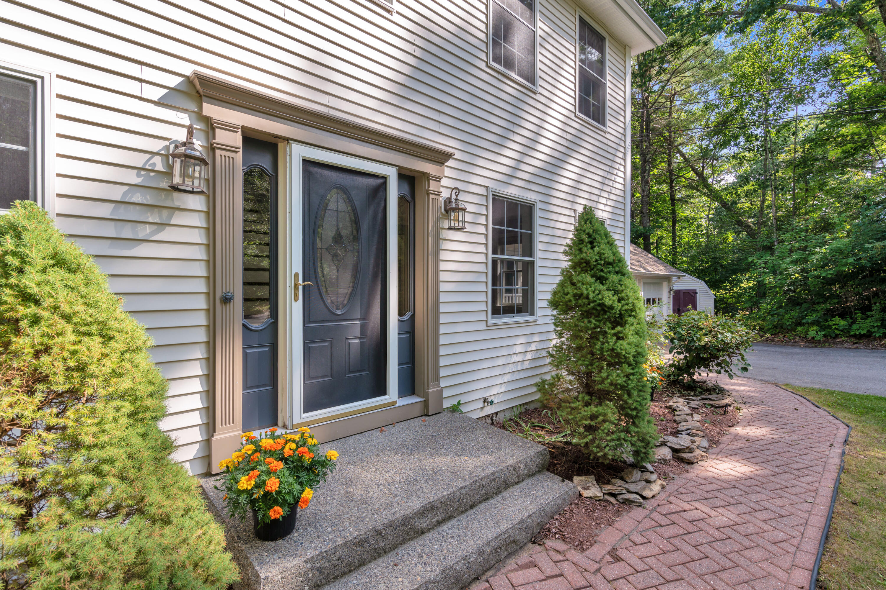 66 Moody Road Brunswick, ME 04011 - Photo 4 of 48 DSC07702