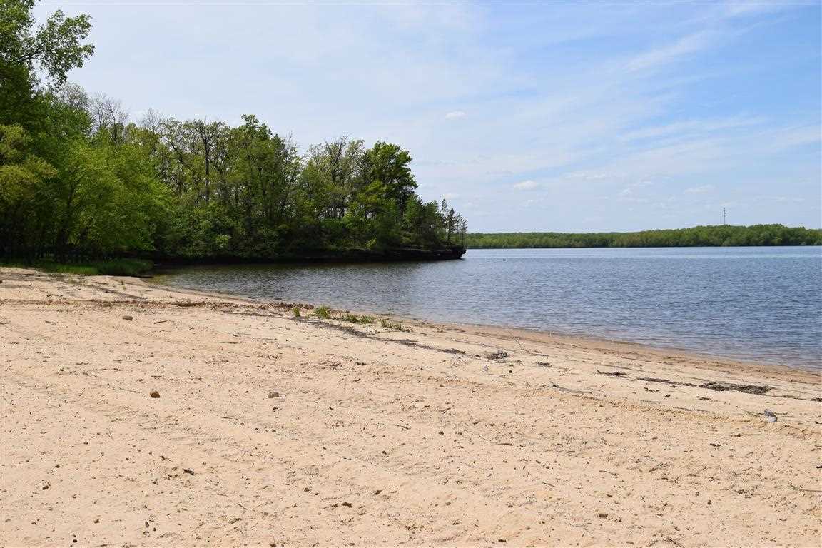L6 Grand Pines Circle Wisconsin Dells, WI 53965 - Photo 23 of 47
