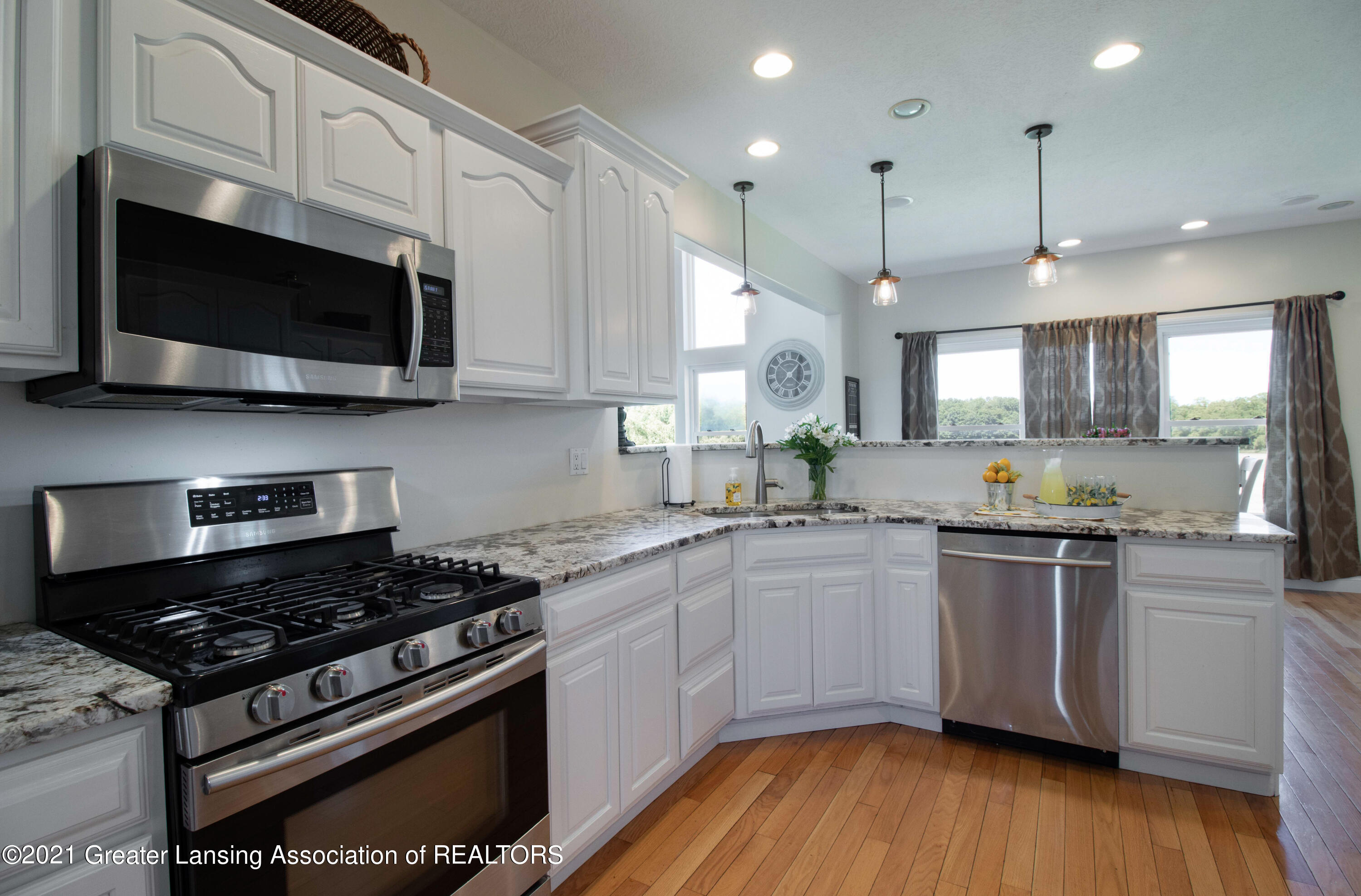 322 West Church Road Morrice, MI 48857 - Photo 20 of 37 Kitchen