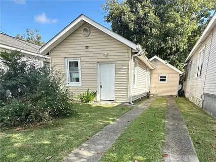 $72,500 | 829 Avenue B, Marrero, LA 70072