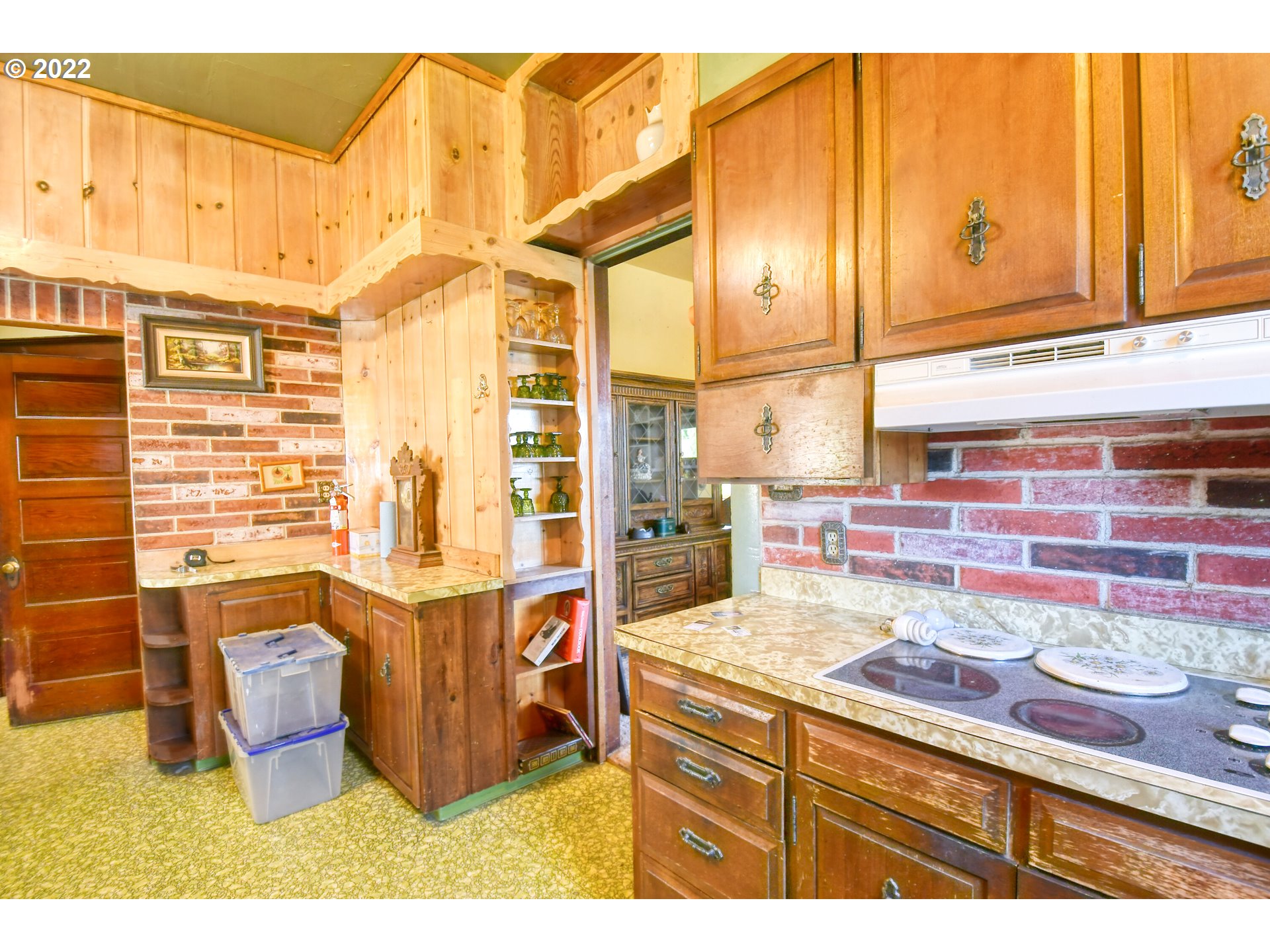 403 Northwest 10th Street Pendleton, OR 97801 - Photo 11 of 32 Gallery Image 11