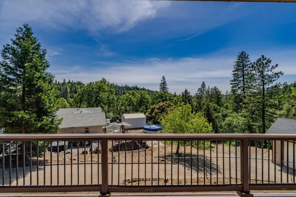 $299,000 | 16001 Cedar Heights Drive North, Pioneer, CA 95666