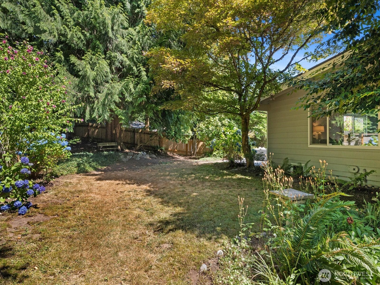 17829 Northeast 93rd Place Bothell, WA 98011 - Photo 38 of 38 Gallery Image 38