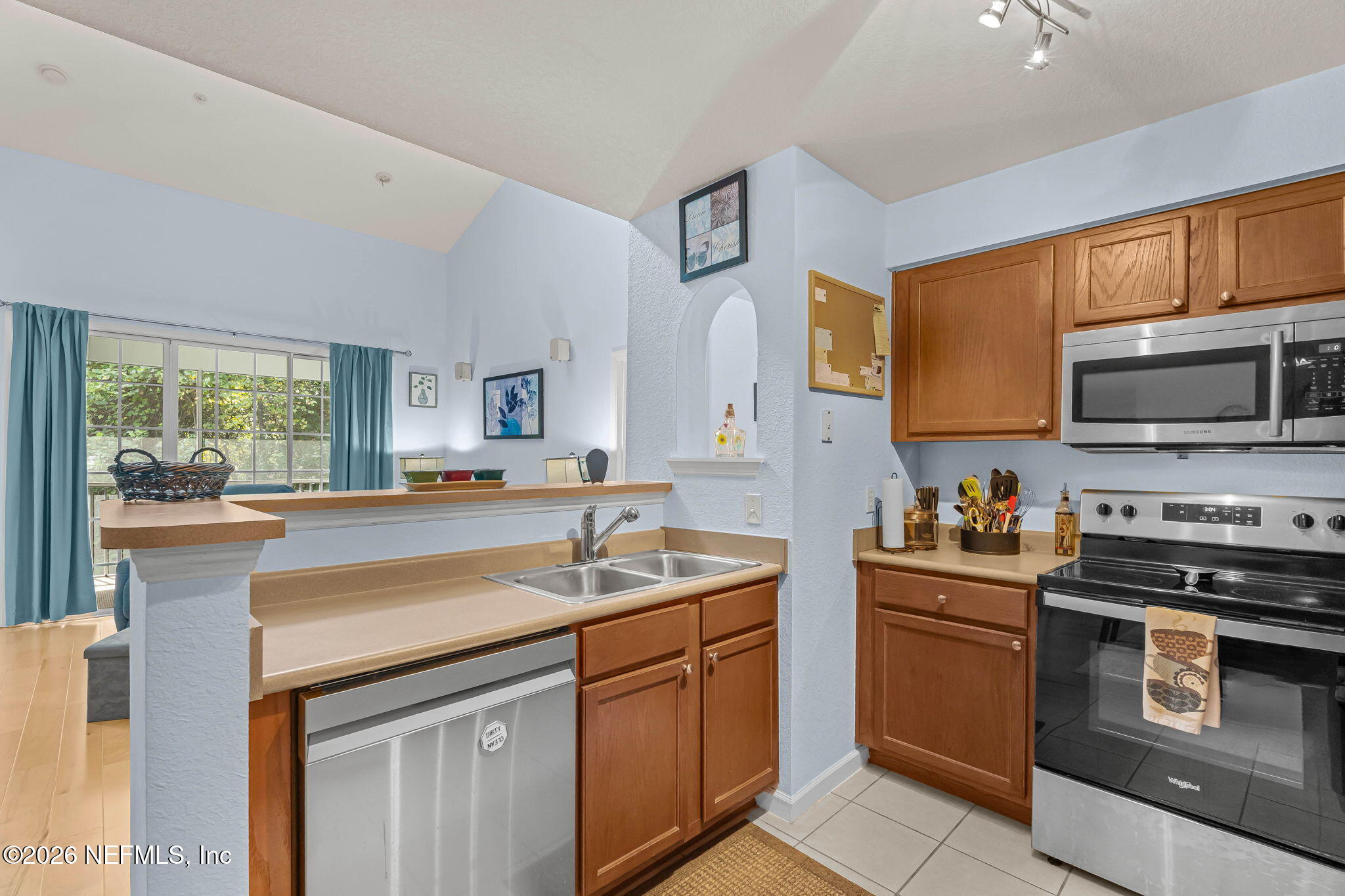 8550 Touchton Road, Unit 1828 Jacksonville, FL 32216 - Photo 8 of 48 ISO_8550 Touchton_JAX_FL_010