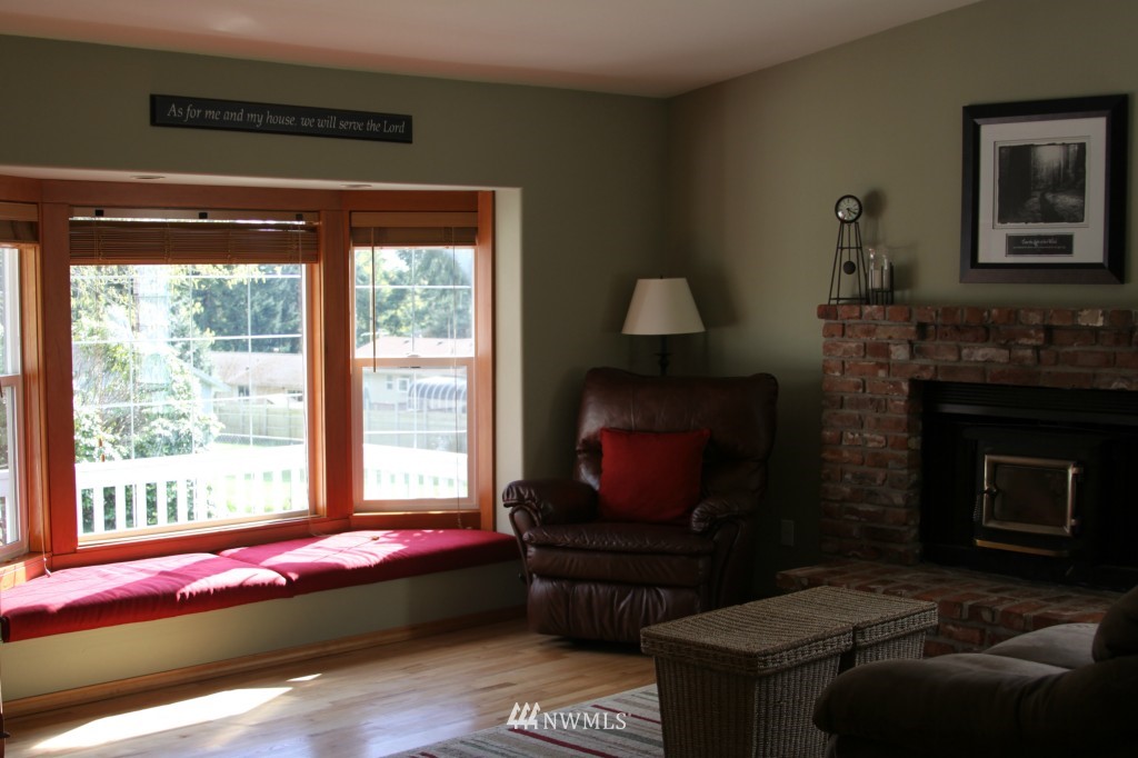 14728 Southeast 197th Court Renton, WA 98058 - Photo 3 of 9