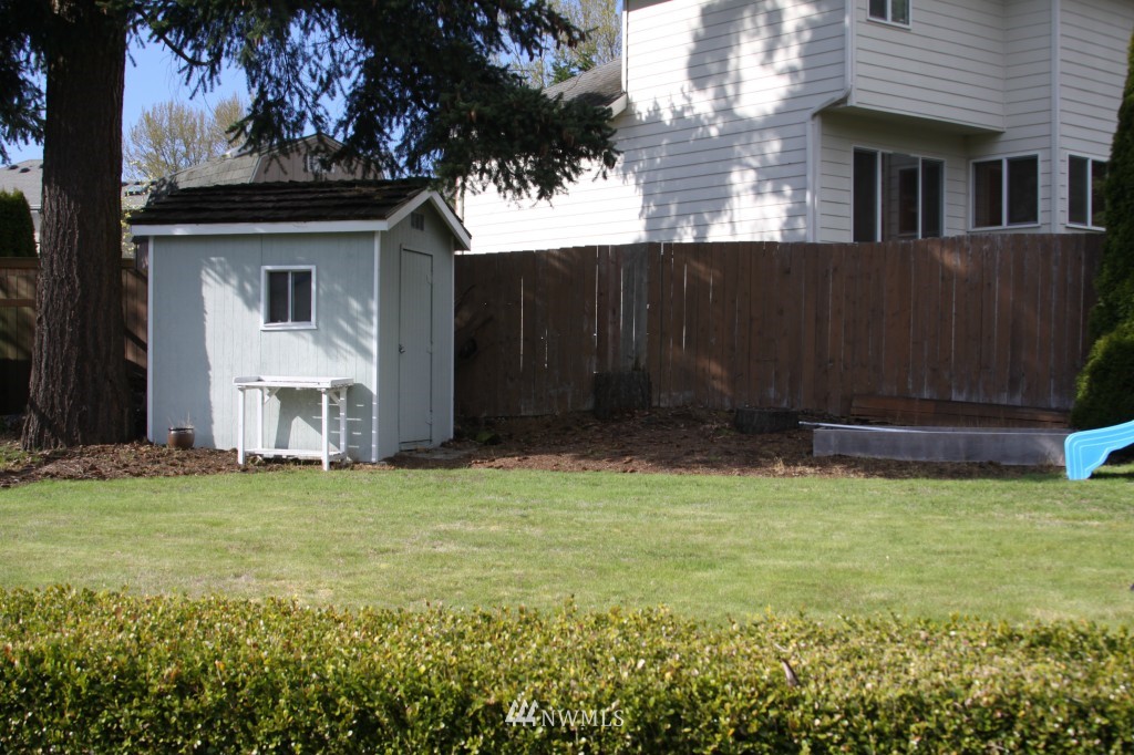 14728 Southeast 197th Court Renton, WA 98058 - Photo 6 of 9