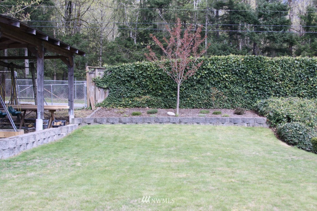 14728 Southeast 197th Court Renton, WA 98058 - Photo 7 of 9