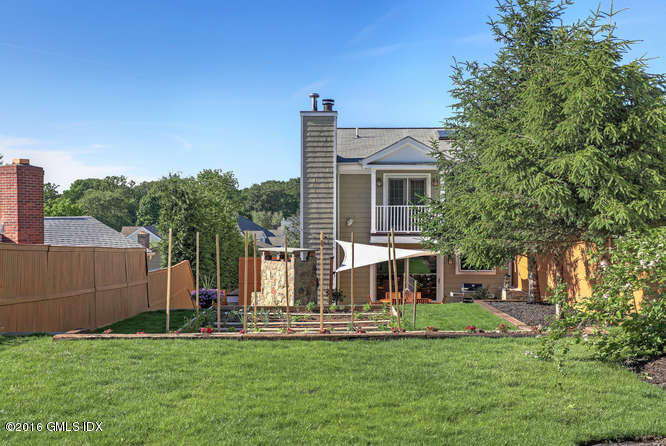 16 Apache Place Riverside, CT 06878 - Photo 26 of 27 a view of a house with a yard