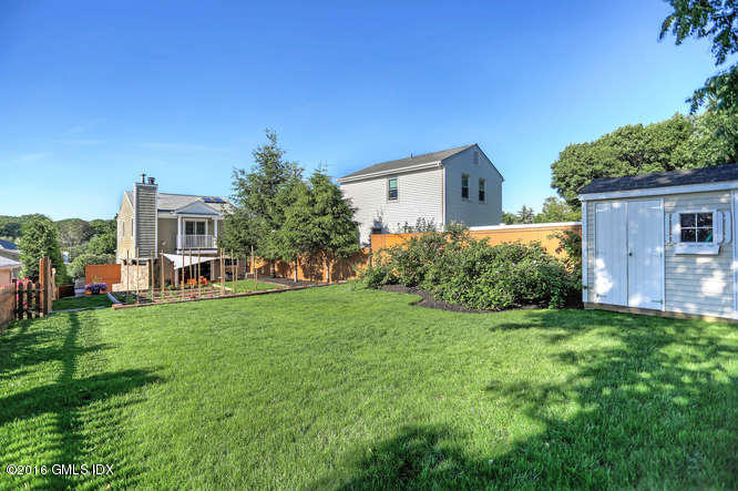 16 Apache Place Riverside, CT 06878 - Photo 27 of 27 a house view with a garden space