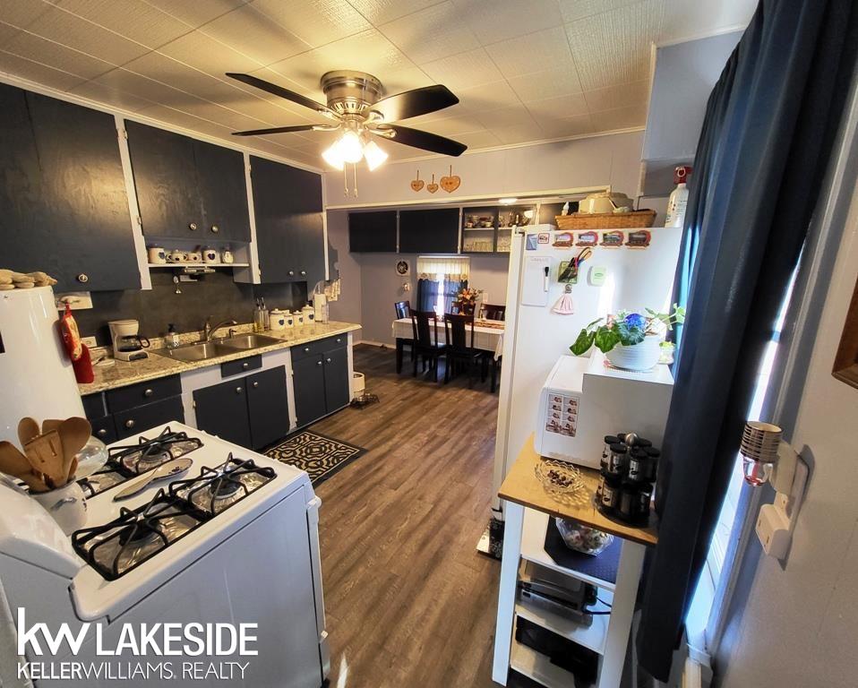 7281 Standard Street Center Line, MI 48015 - Photo 4 of 27