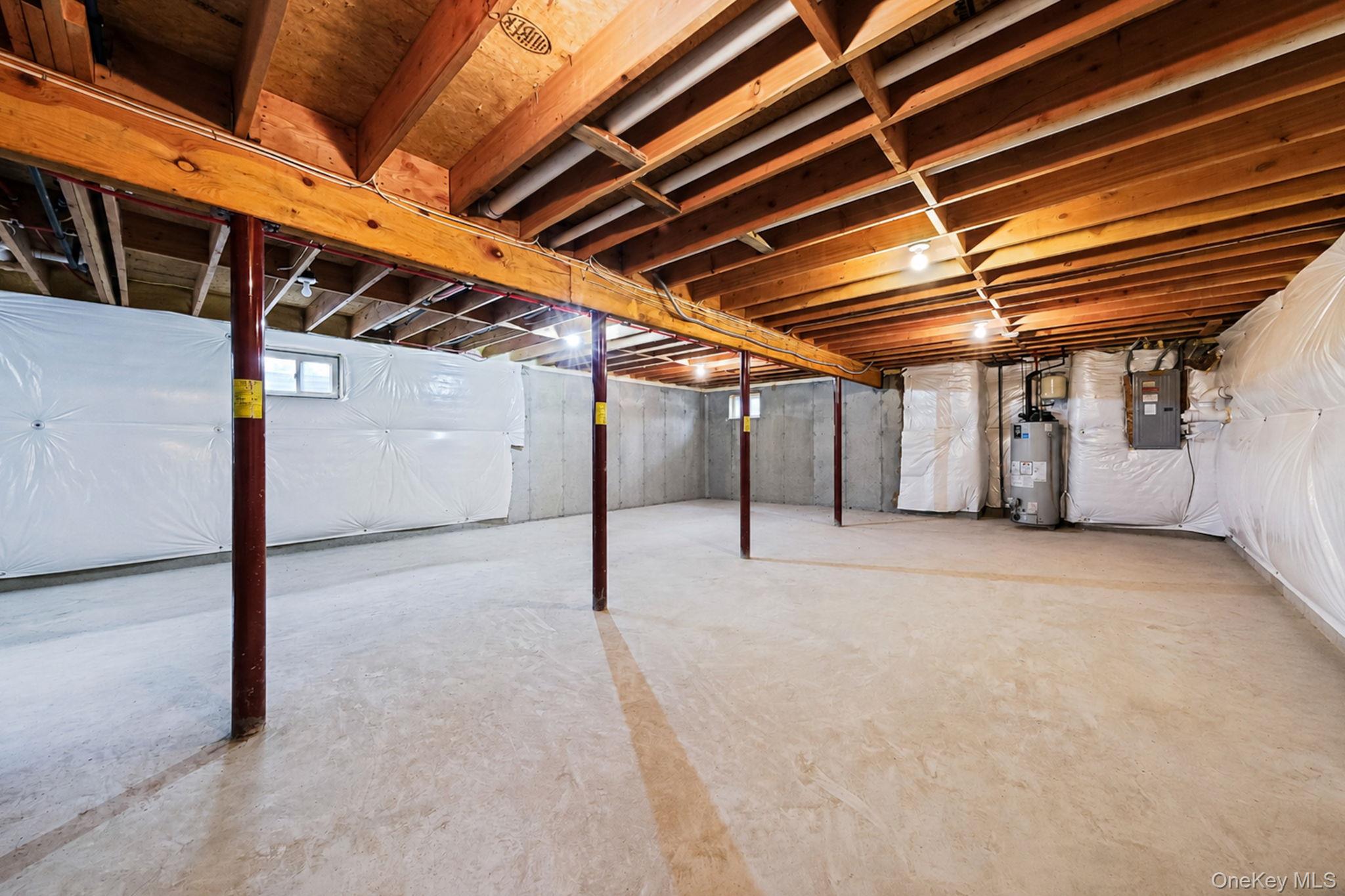 86 Country Road Medford, NY 11763 - Photo 43 of 47 Full Unfinished Basement with OSE