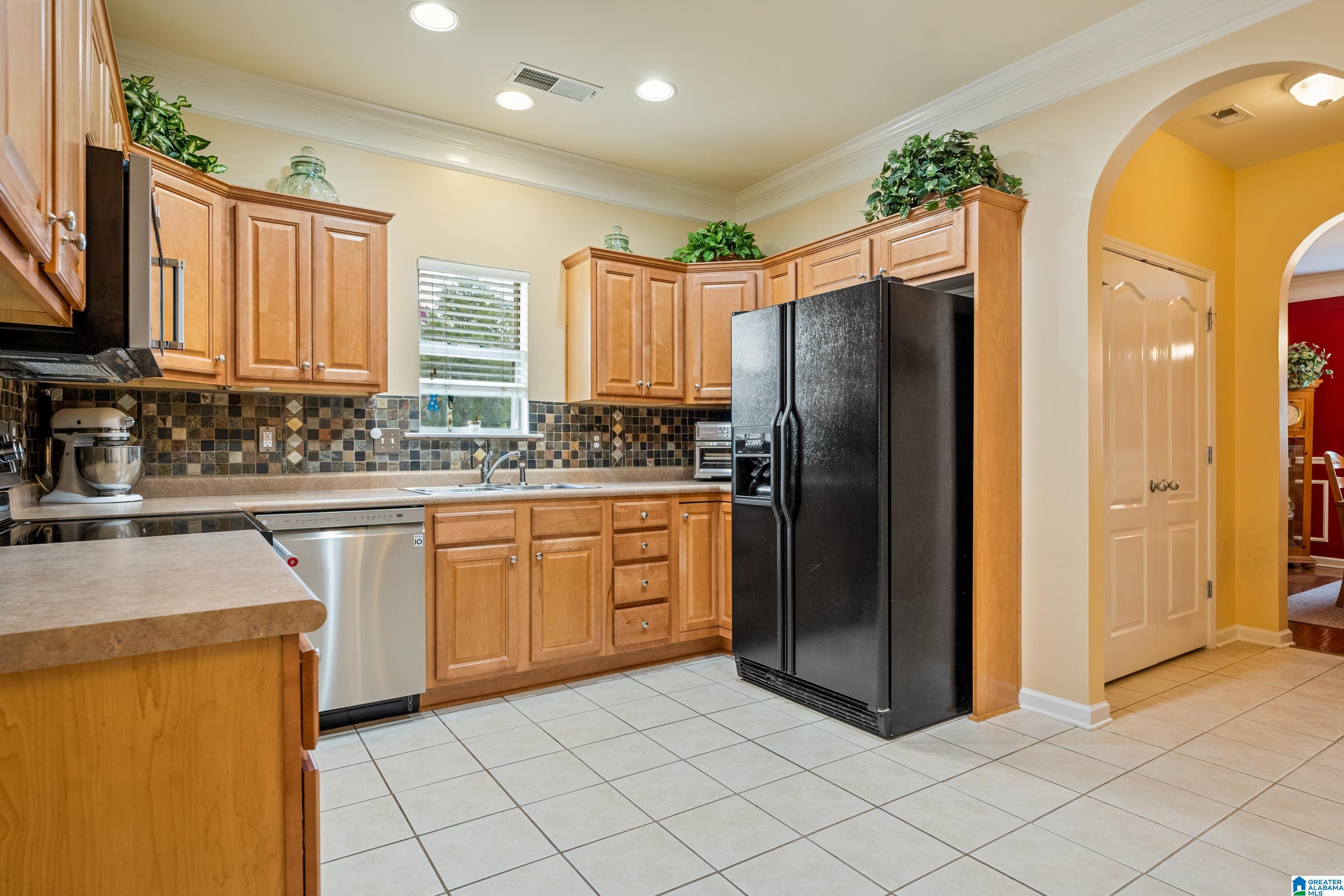 591 Barkley Circle Alabaster, AL 35007 - Photo 15 of 34