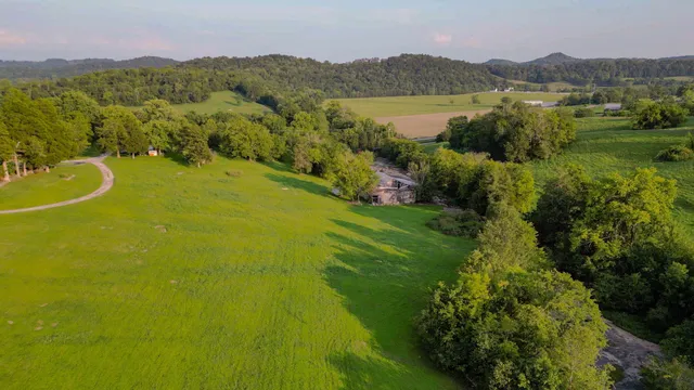 $899,000 | 0 John Donald Lane, Brush Creek, TN 38547