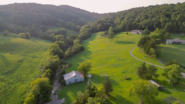 $899,000 | 0 John Donald Lane, Brush Creek, TN 38547