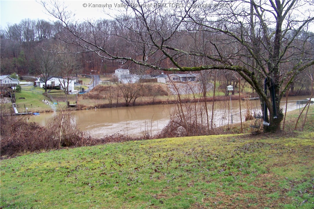 296 Strawberry Road St. Albans, WV 25177 - Photo 17 of 17 Gallery Image 17