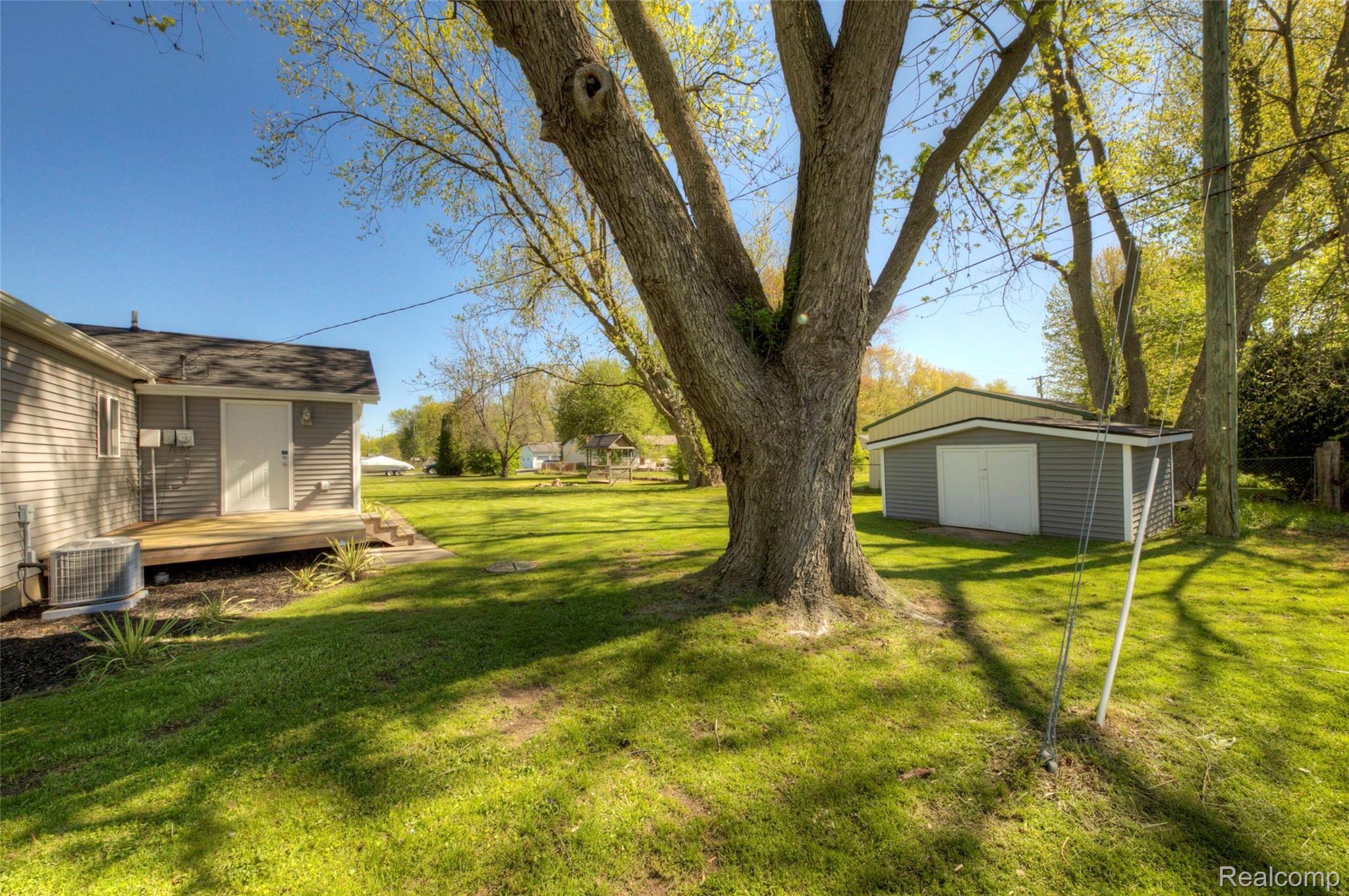 18017 Sumpter Road Belleville, MI 48111 - Photo 42 of 46 4H8A6633_4_5.jpg