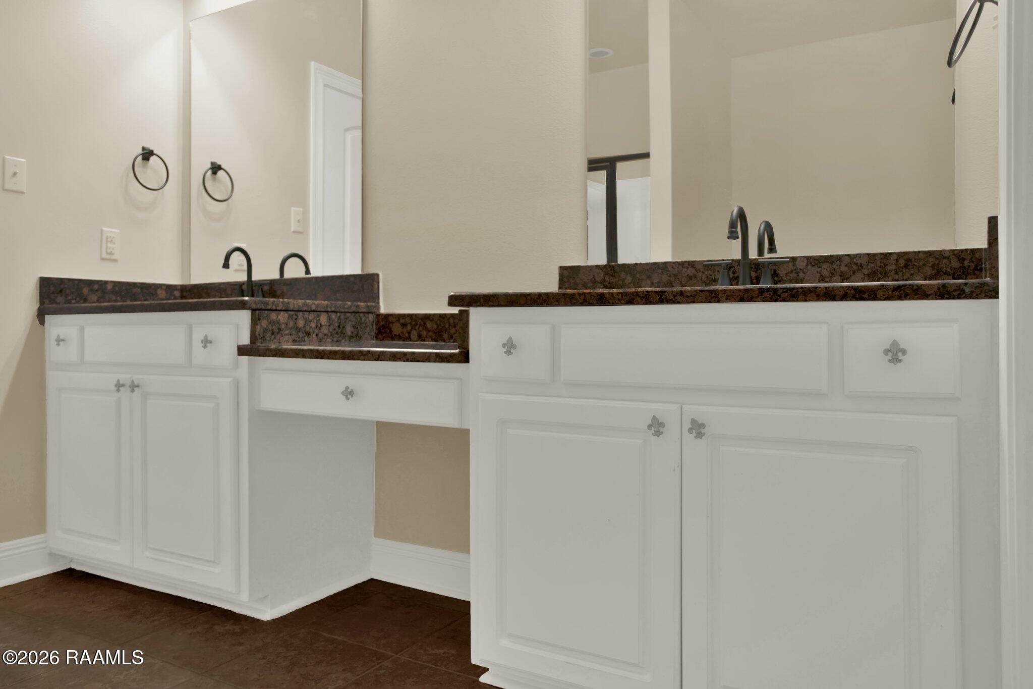 113 Arrowwood Road Youngsville, LA 70592 - Photo 13 of 31 Vanity