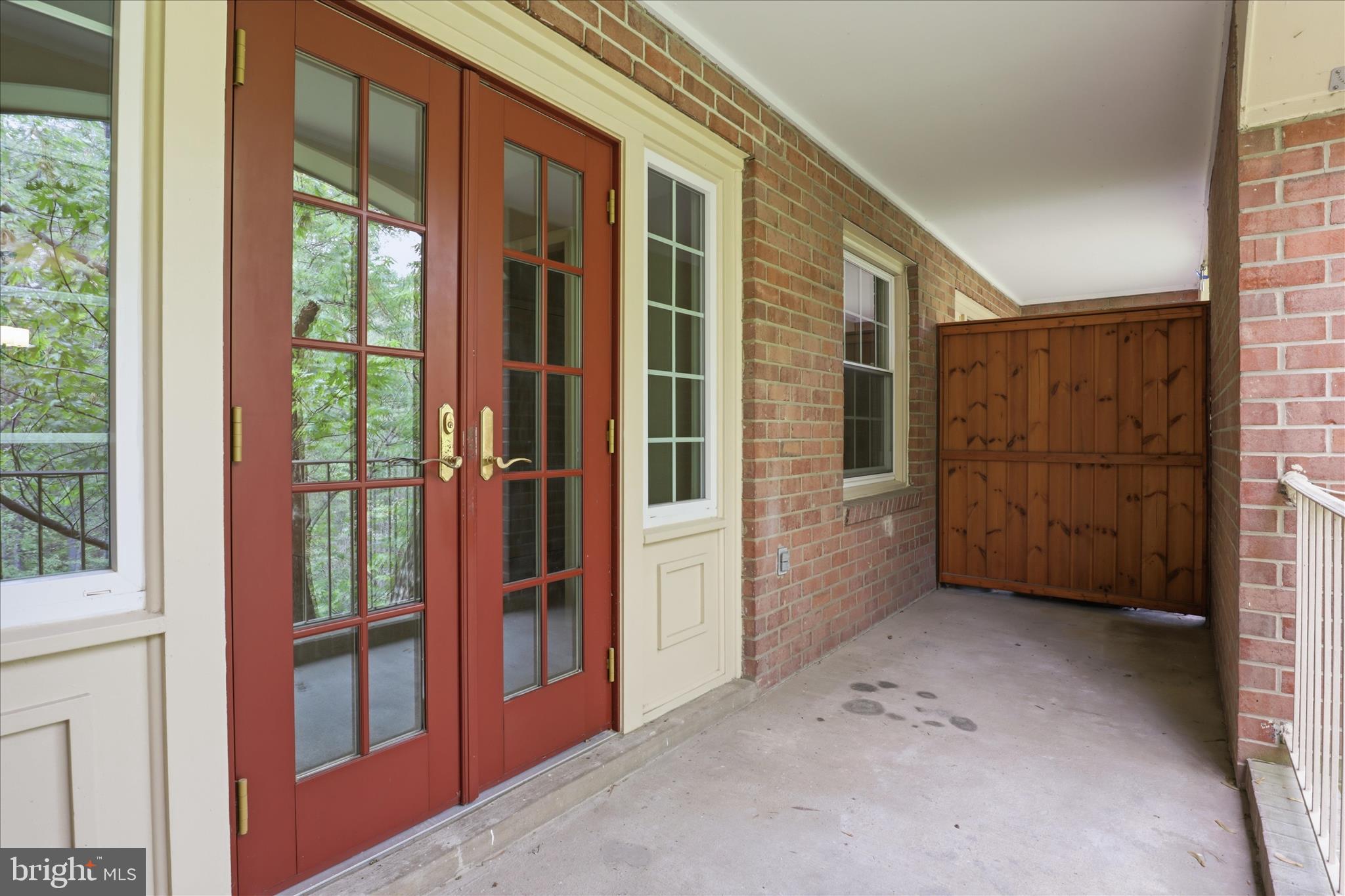 8110 Colony Point Road, Unit H Springfield, VA 22152 - Photo 21 of 33