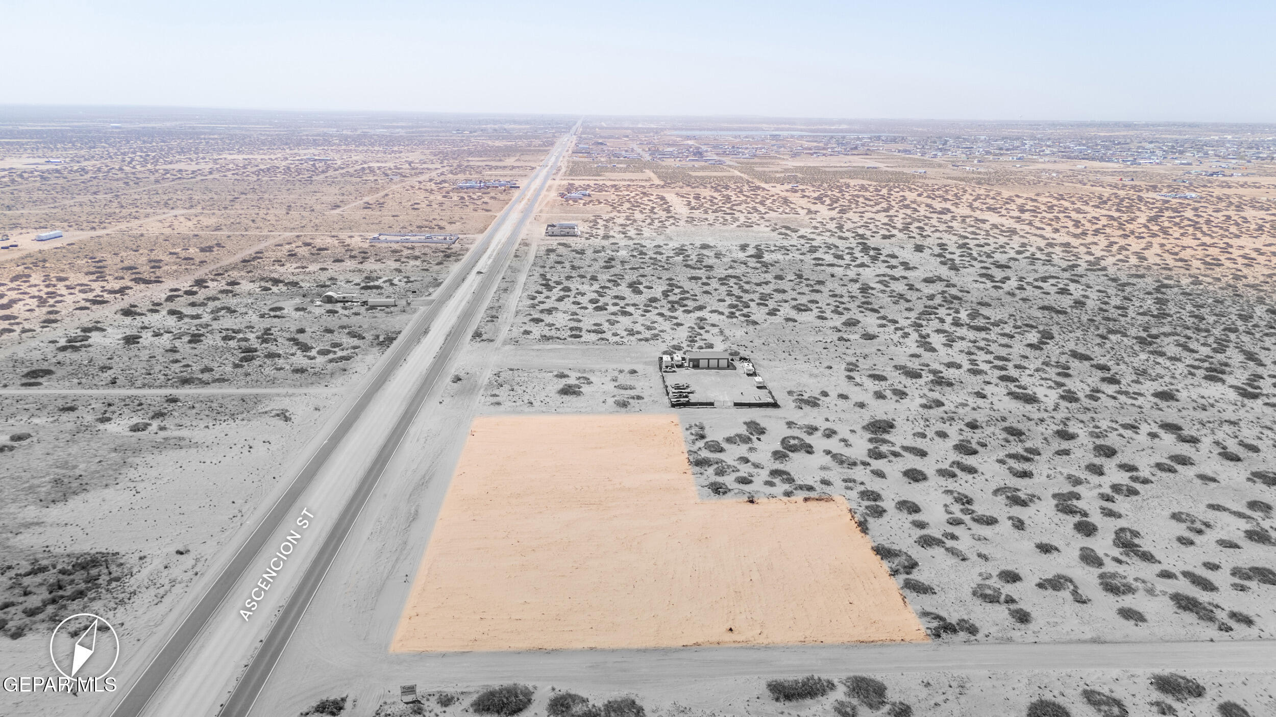 7668 Ascension Road El Paso, TX 79928 - Photo 3 of 17 wooden floor with a water view