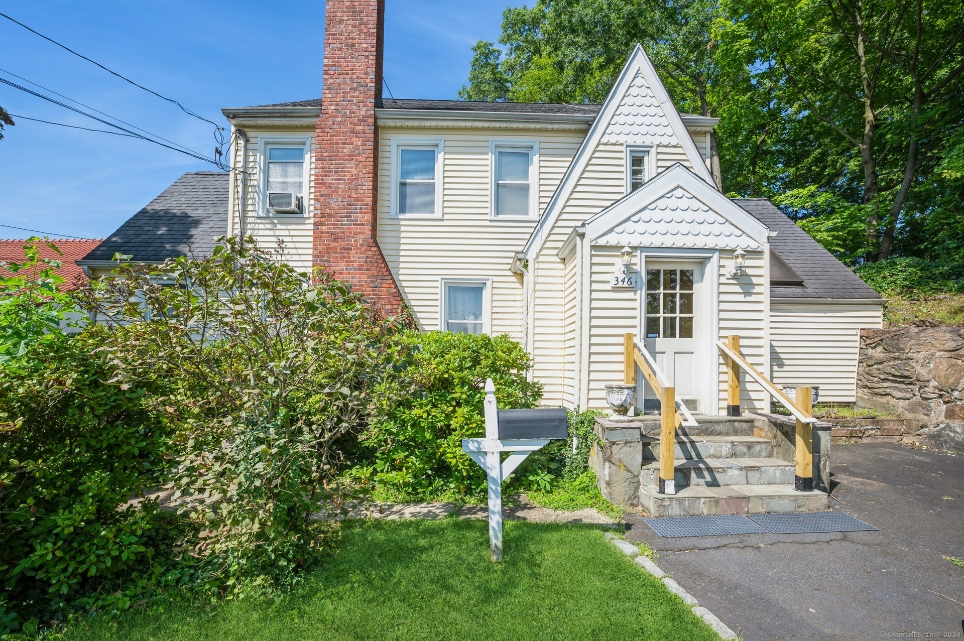 346 Glenbrook Road Stamford, CT 06906 - Photo 1 of 1 Gallery Image 1