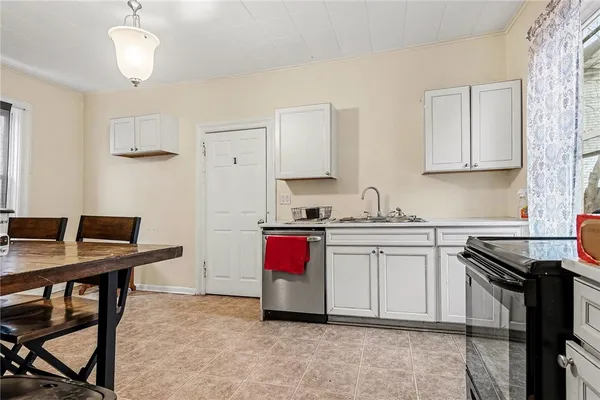 $190,000 | 167 Pulteney Street, Geneva City, NY 14456