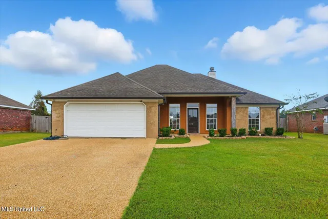 $275,000 | 1120 Spanish Oak Drive, Pearl, MS 39208