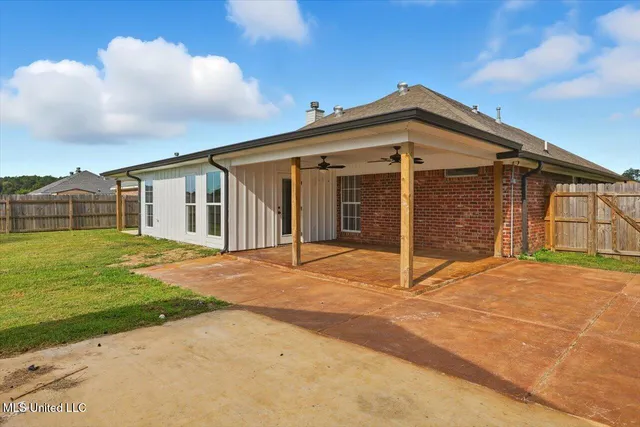 $275,000 | 1120 Spanish Oak Drive, Pearl, MS 39208