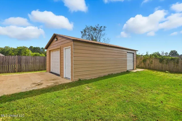 $275,000 | 1120 Spanish Oak Drive, Pearl, MS 39208