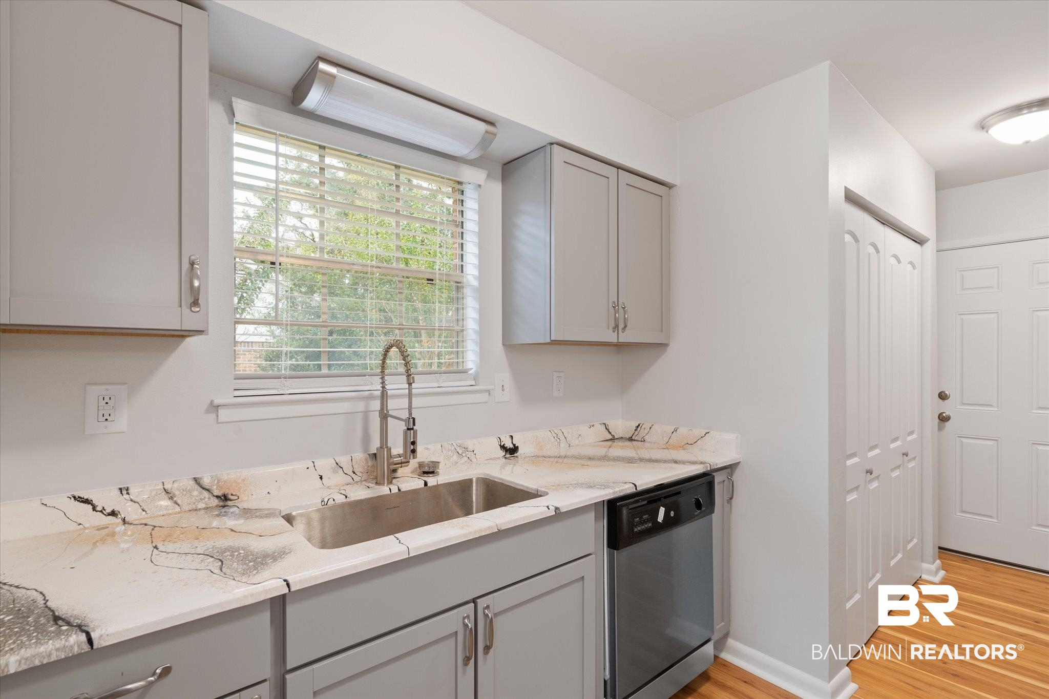 3941 Higgins Road Mobile, AL 36619 - Photo 8 of 21